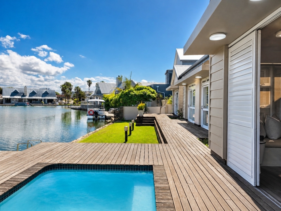 4 Bedroom Property for Sale in Marina Martinique Eastern Cape